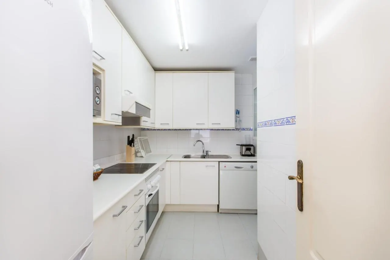 Awesome 2 Bedroom Apt With Pool And Parking In Puerto Banus - Rdr197 Marbella